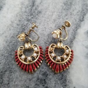 Vintate Retro Red Dangle Clip On Earrings, Screw Back, Retro 50s Style, Estate